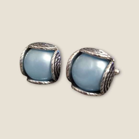 Vintage Silver Tone Cuff Links With Blue Cabochon Center & Textured Rope Detaili - Picture 2 of 7